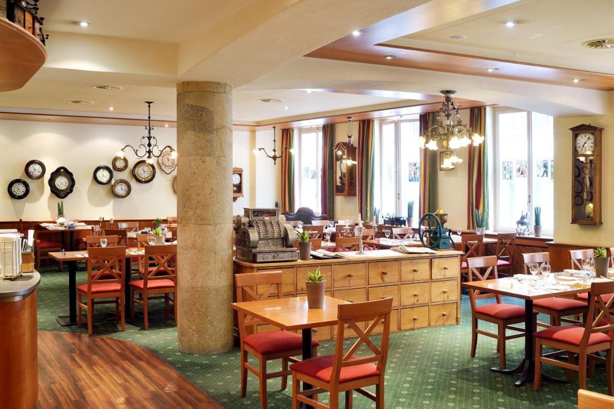 Hotel Roter Turm 졸로투른 외부 사진